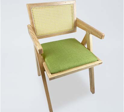 DC83 Solid Wood Rattan Back Upholstered Leisure Chair